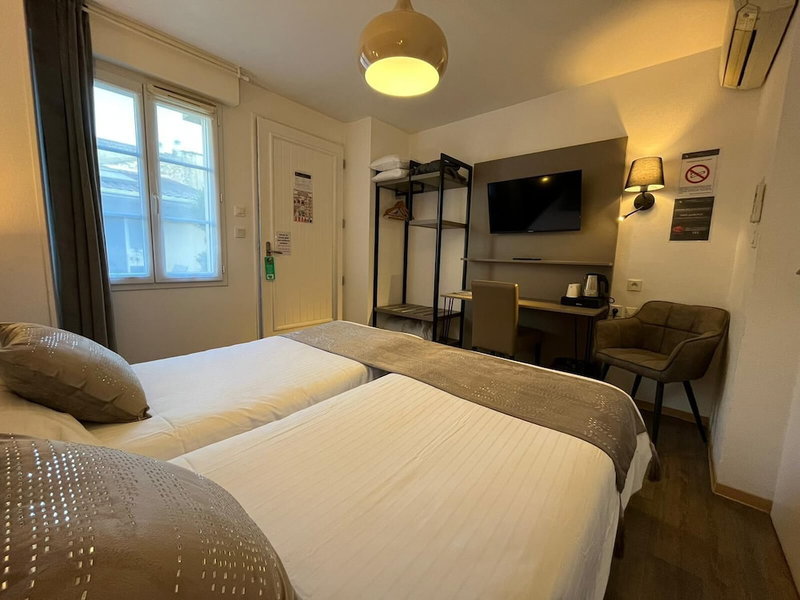 Citotel Le Cheval Blanc, Cognac, France