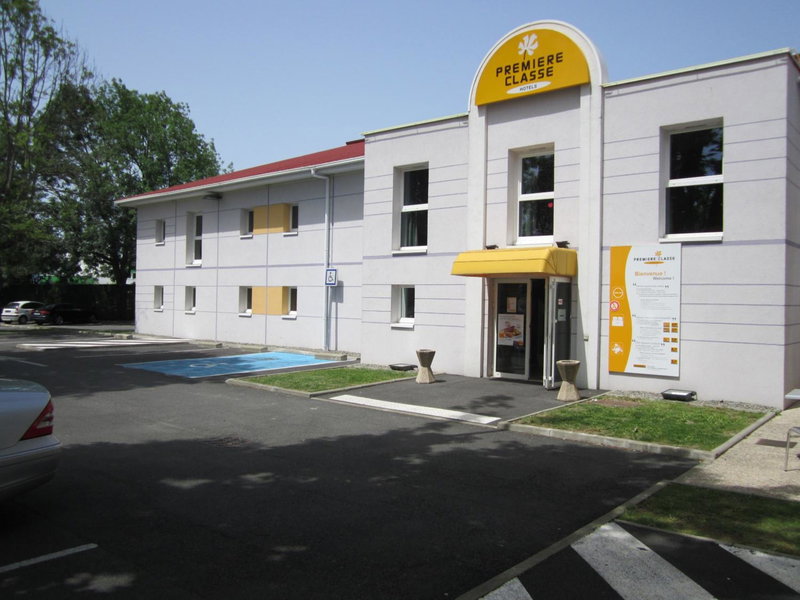 Premiere Classe Pau Est-Bizanos, Pau, France