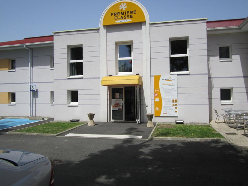 Premiere Classe Pau Est-Bizanos, Pau, France