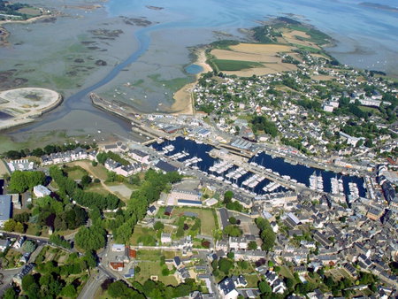 Hôtel de la baie de Paimpol, Ploubazlanec, France