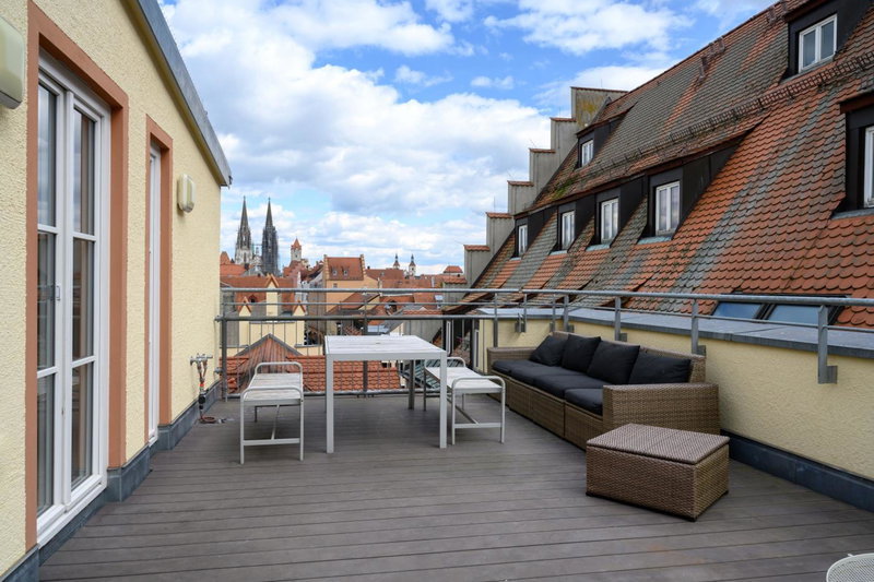 Arnulfsplatz Aparts, Regensburg, Germany