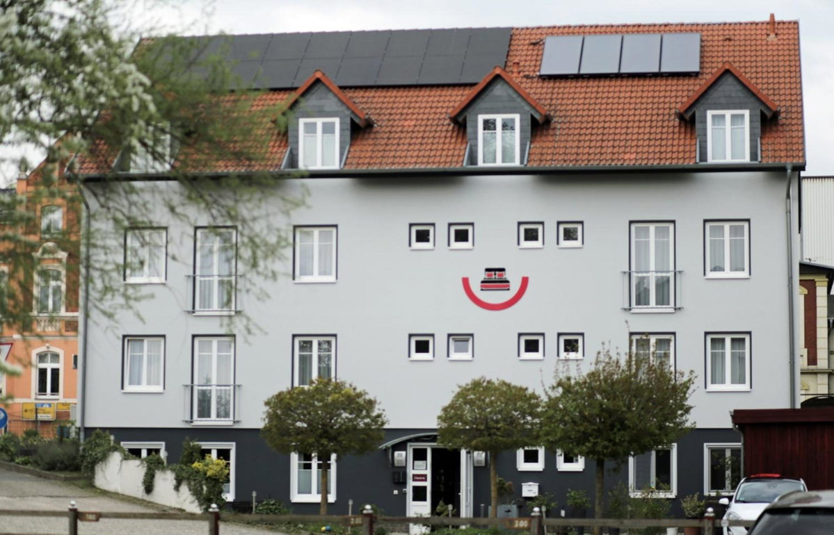 Hotel · Hotel Zur Sonne, Waren