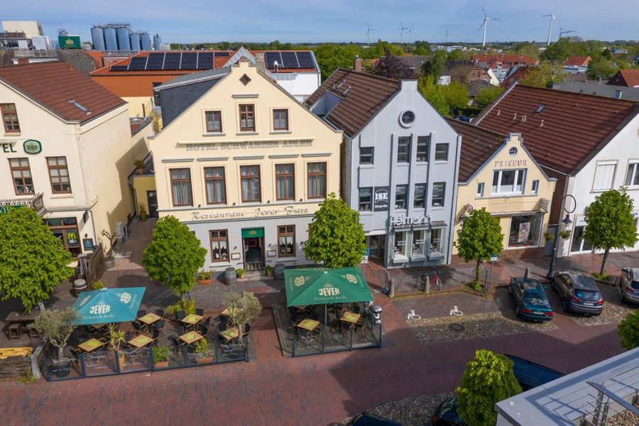 Hotel Schwarzer Adler Jever, Jever, Germany