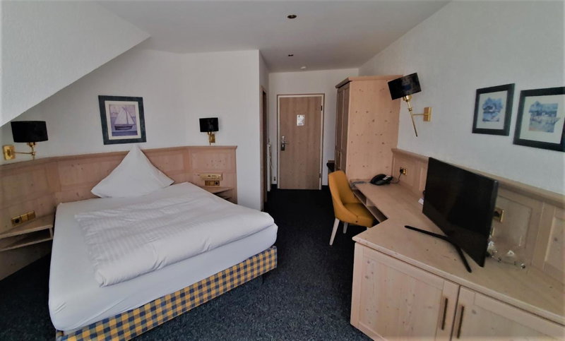 Dreispitz -B&B-Hotel Garni, Hofheim am Taunus, Germany