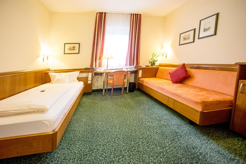 Hotel Weisses Lamm, Veitshöchheim, Germany