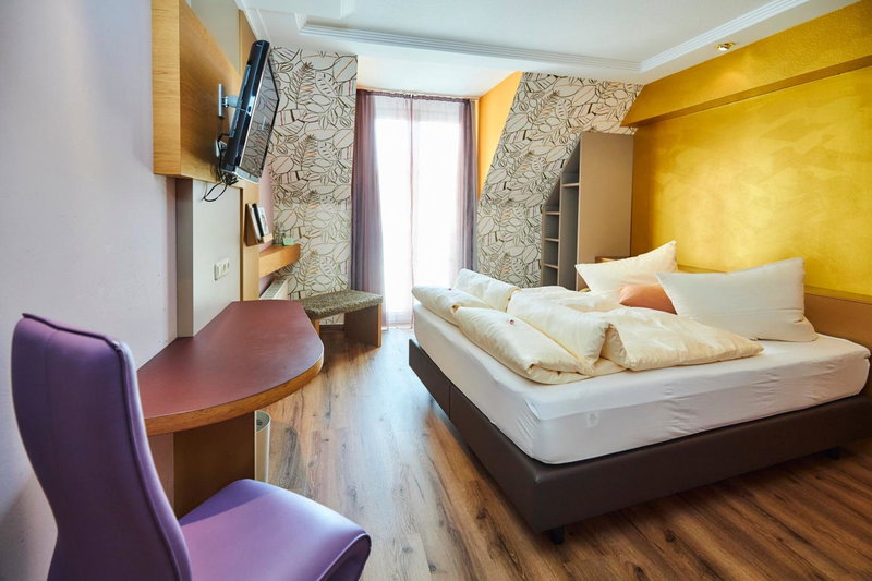 Flair Hotel Zum Schwarzen Reiter, Horgau, Germany