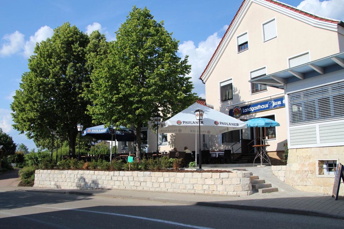 Hotel · Stempfle's Landgasthaus zum Kreuz, Unterschneidheim