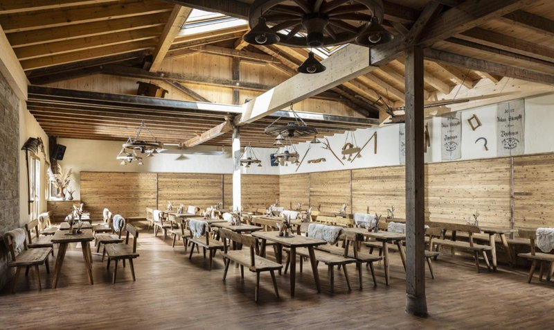 Stempfle's Landgasthaus zum Kreuz, Unterschneidheim, Germany