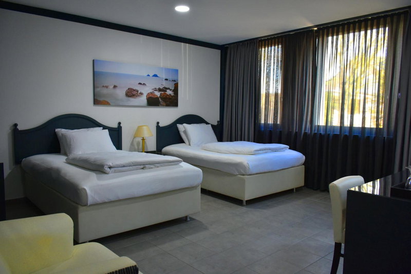 TIBET HOTEL am Airport Düsseldorf-Ratingen, Ratingen, Germany