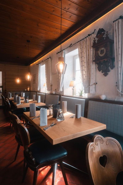Landhotel und Weingasthof Schwarzer Adler, Wiesenbronn, Germany