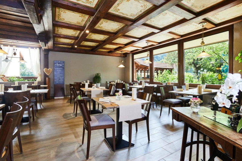 Landhotel Kuralpe Kreuzhof, Lautertal, Germany