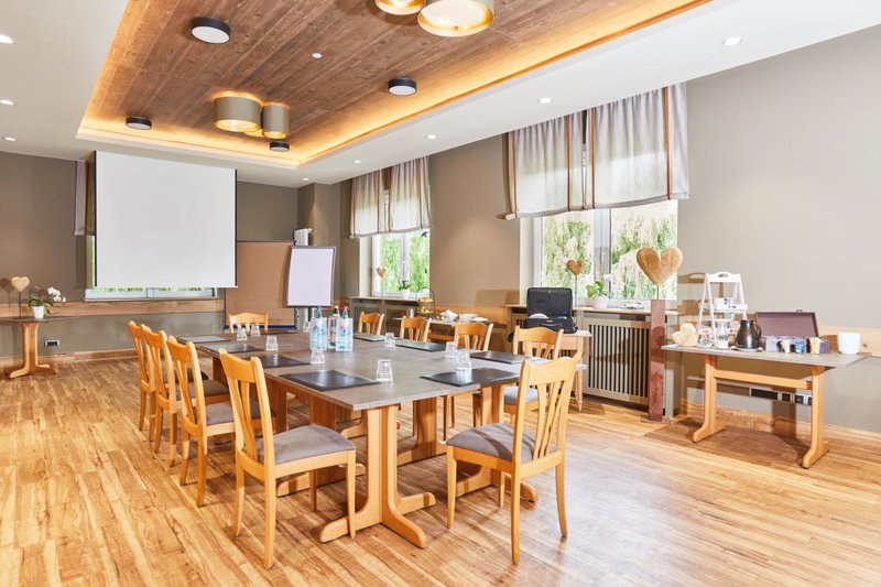 Landhotel Kuralpe Kreuzhof, Lautertal, Germany