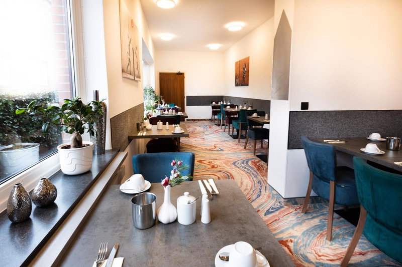 Firzlaff's Hotel, Neumünster, Germany