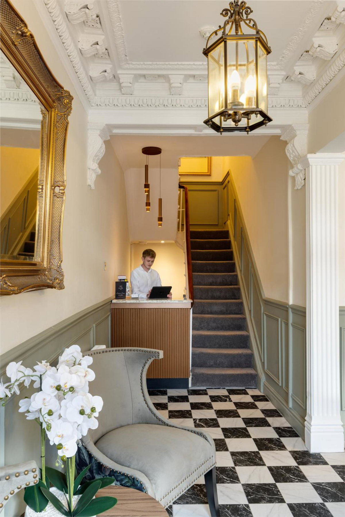 Hotel · Stone Villa, Chester