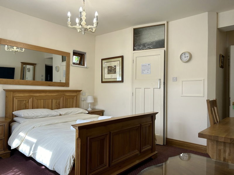 Oakwood B&B Heathrow, West Drayton, United Kingdom