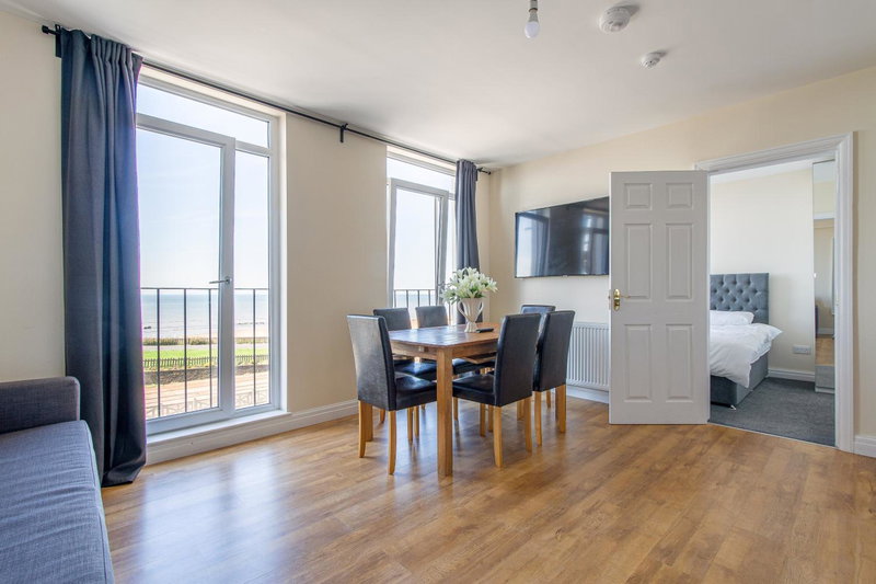 Granada Apartments Queen's Promenade, Blackpool, United Kingdom