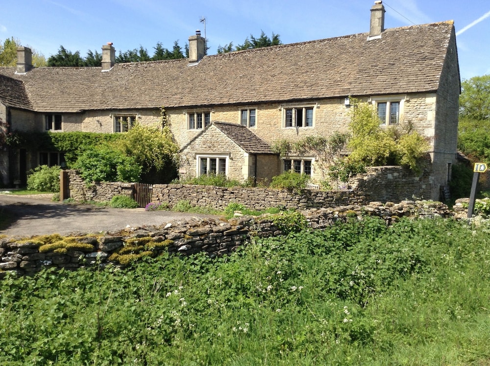 Hotel · 189 April Cottage, Bradford-on-Avon