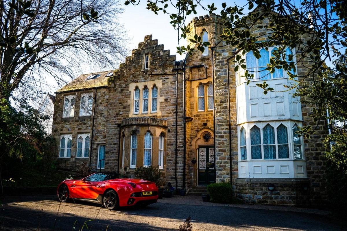 Hotel · Farnley Tower Guesthouse, Durham