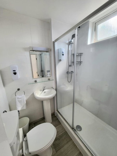 Beach Hotel Torbay B&B, Paignton, United Kingdom