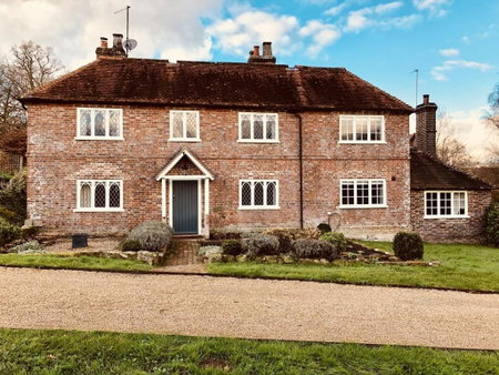 The Dorset Arms Pub & Cottage Rooms, Groombridge, United Kingdom