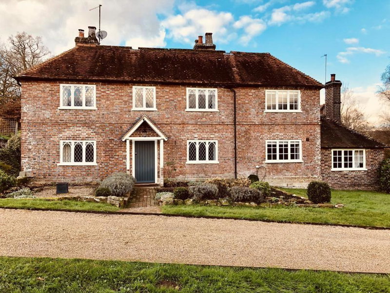 The Dorset Arms Pub & Cottage Rooms, Groombridge, United Kingdom