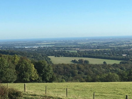 5 Charlton Mill Way B&B, Chichester, United Kingdom
