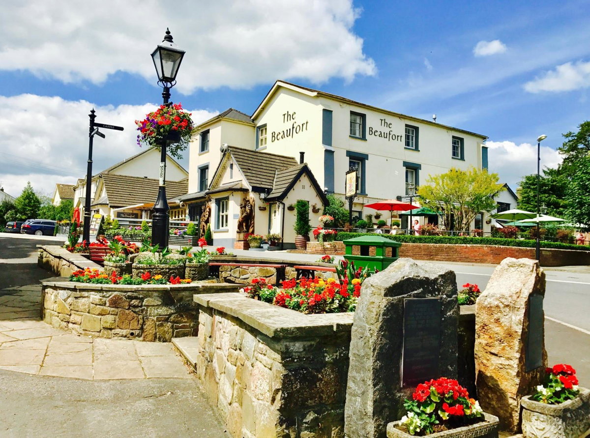 Hotel · The Beaufort, Raglan, Raglan