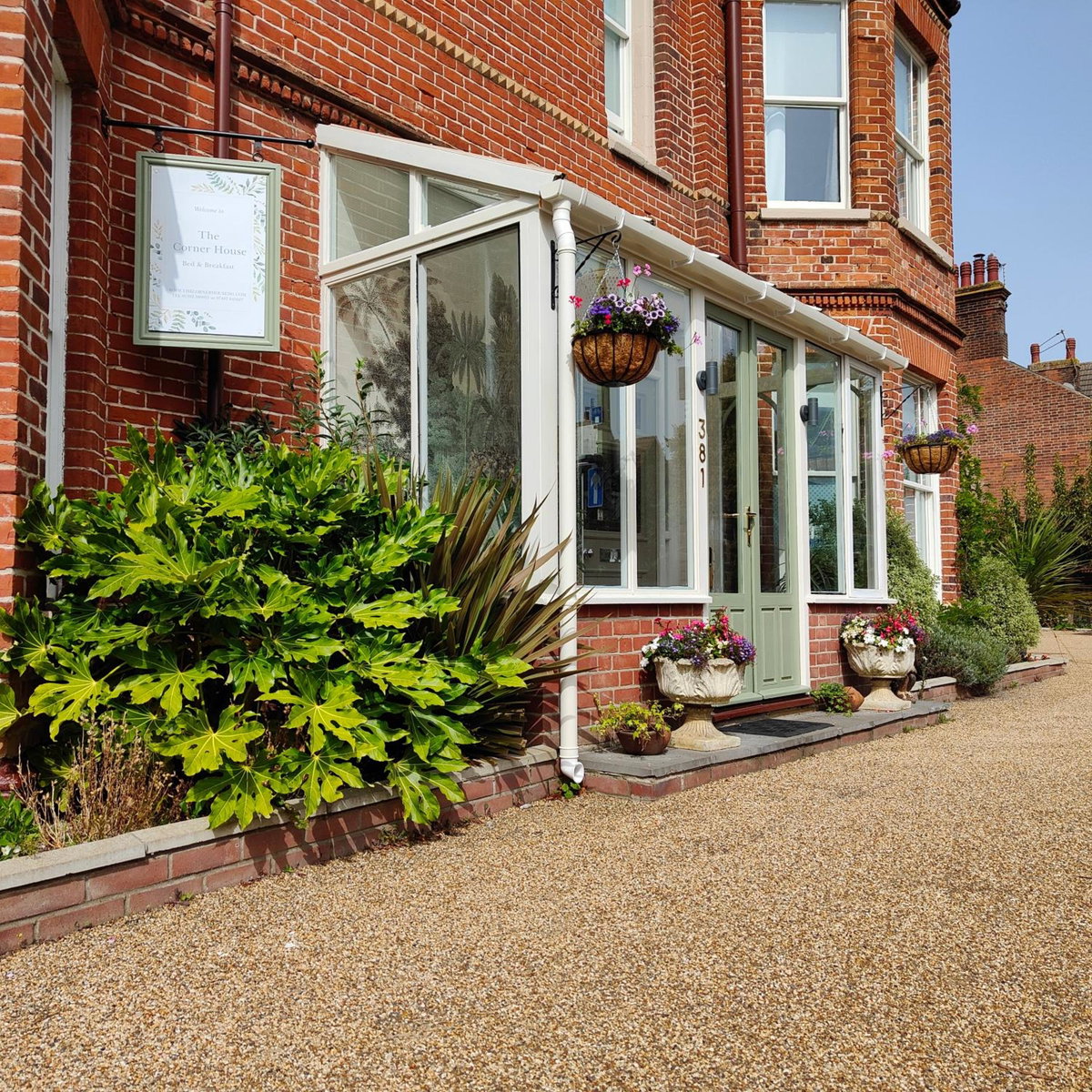 Hotel · The Corner House, Lowestoft
