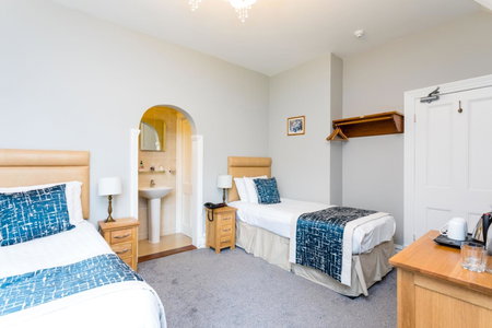The Lawn Guest House Gatwick, Horley, United Kingdom