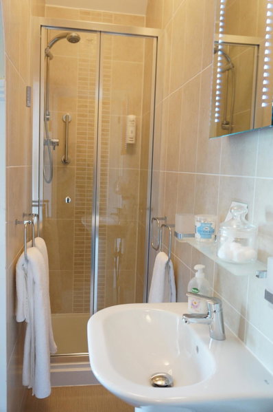 The Lawn Guest House Gatwick, Horley, United Kingdom