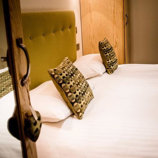 Gwesty'r Emlyn Hotel, Newcastle Emlyn, United Kingdom