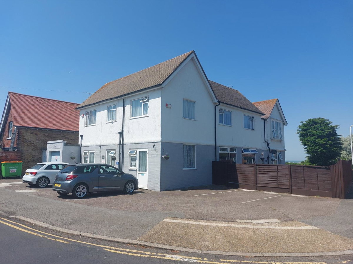 Hotel · Westbrook Lodge Guest House, Margate