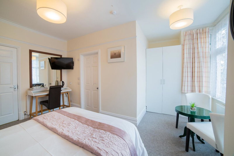 OYO Lonsdale Guest House, Oxford, United Kingdom