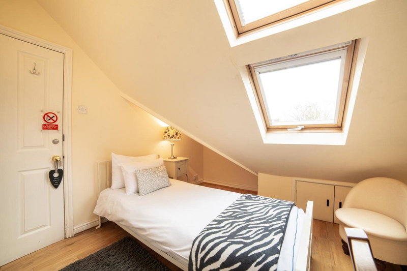 OYO Lonsdale Guest House, Oxford, United Kingdom