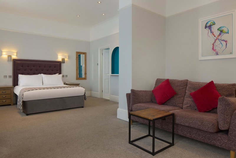 The Lansdowne, Eastbourne, Eastbourne, United Kingdom