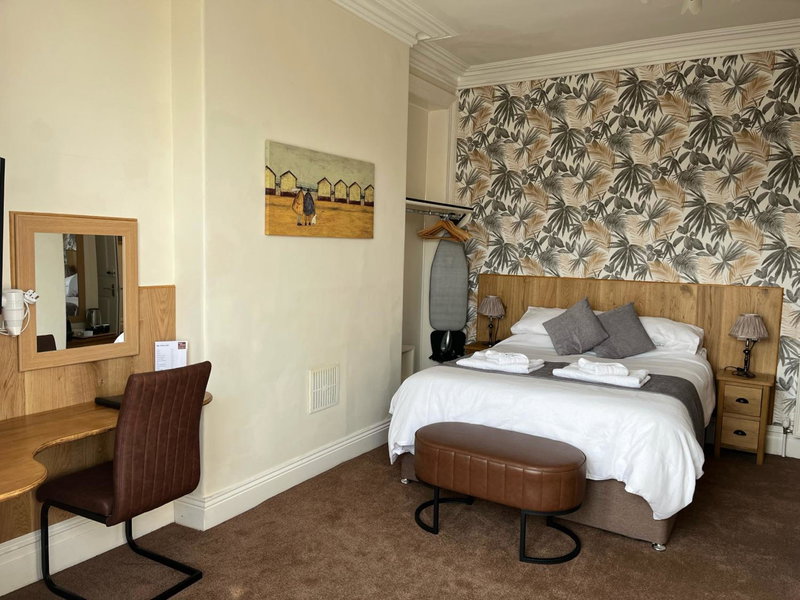 Cairn House - Bed & Breakfast, Ilfracombe, United Kingdom