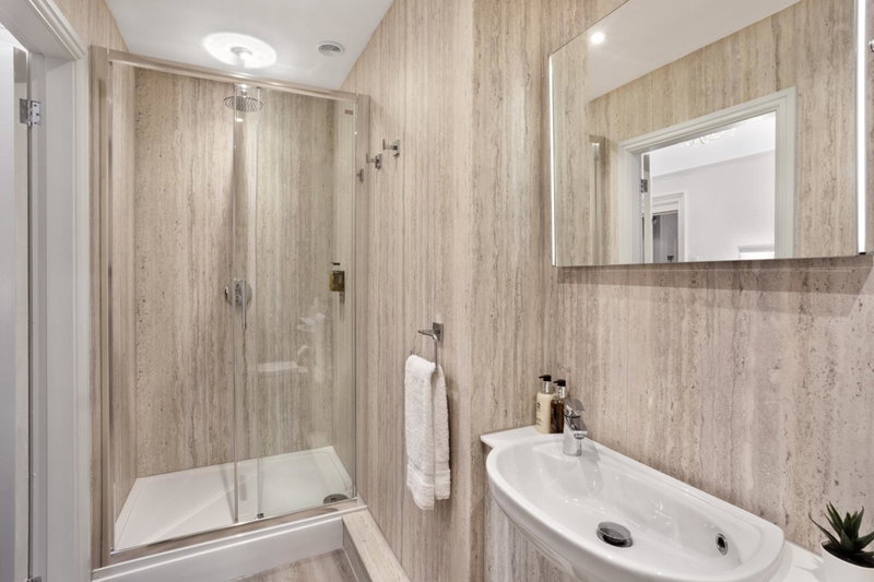 Fountains Guest House - Harrogate Stays with FREE PARKING, Harrogate, United Kingdom
