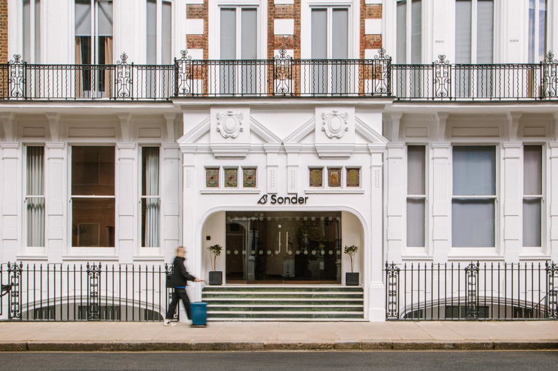 Bob W London Kensington, London, United Kingdom