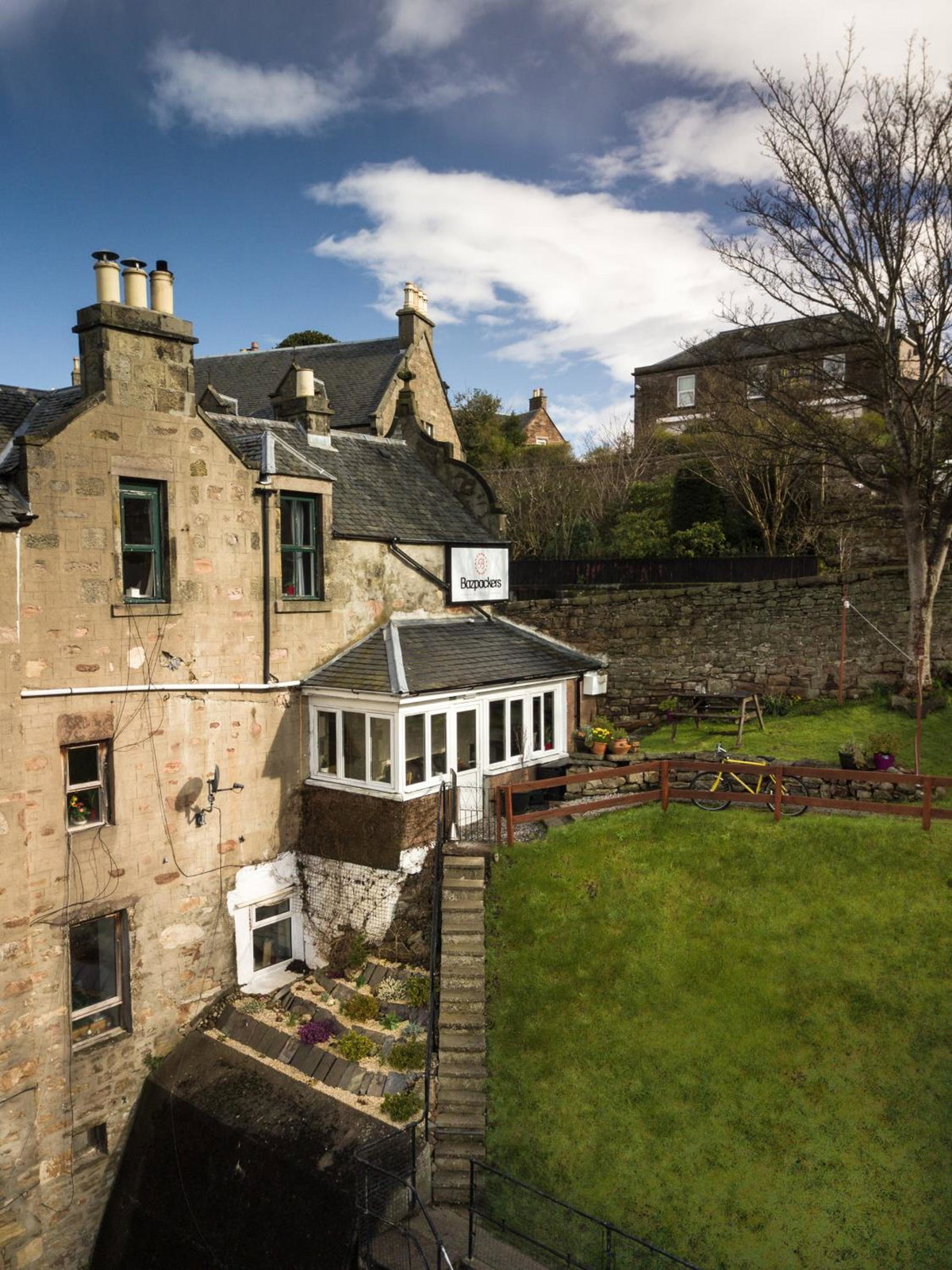 Hotel · Bazpackers, Inverness