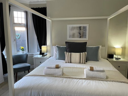 Peacock Guest House, Largs, United Kingdom