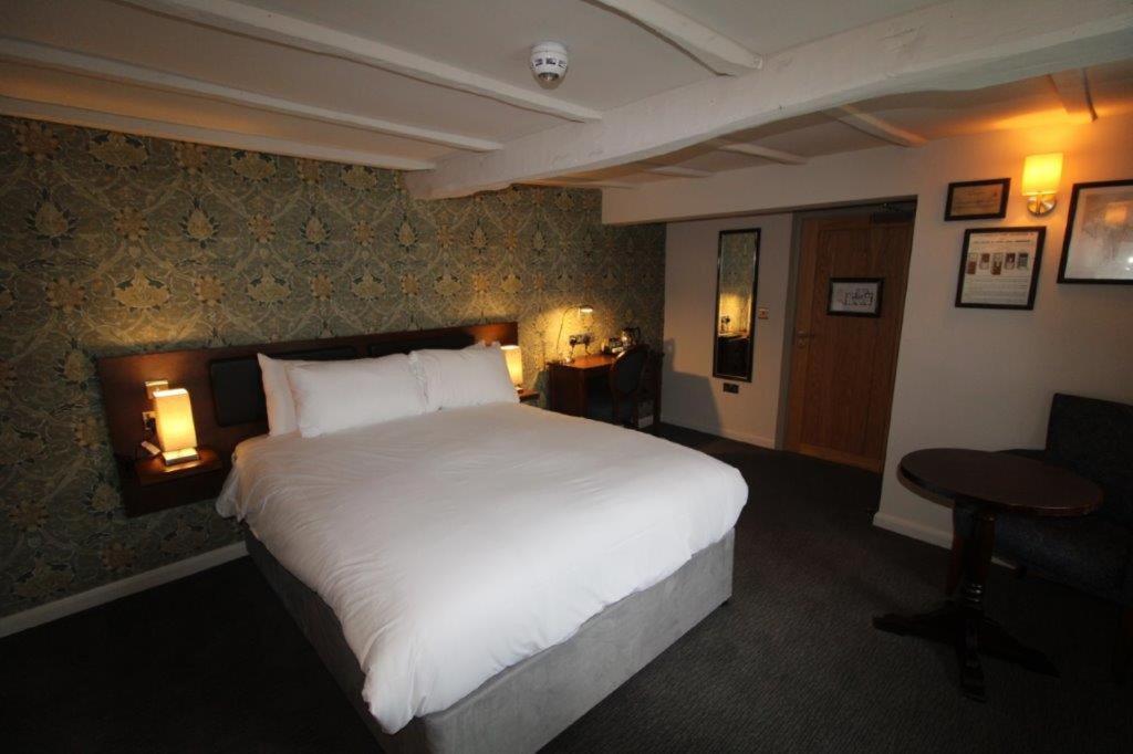 Hotel · rooms @ the dolau inn, New Quay