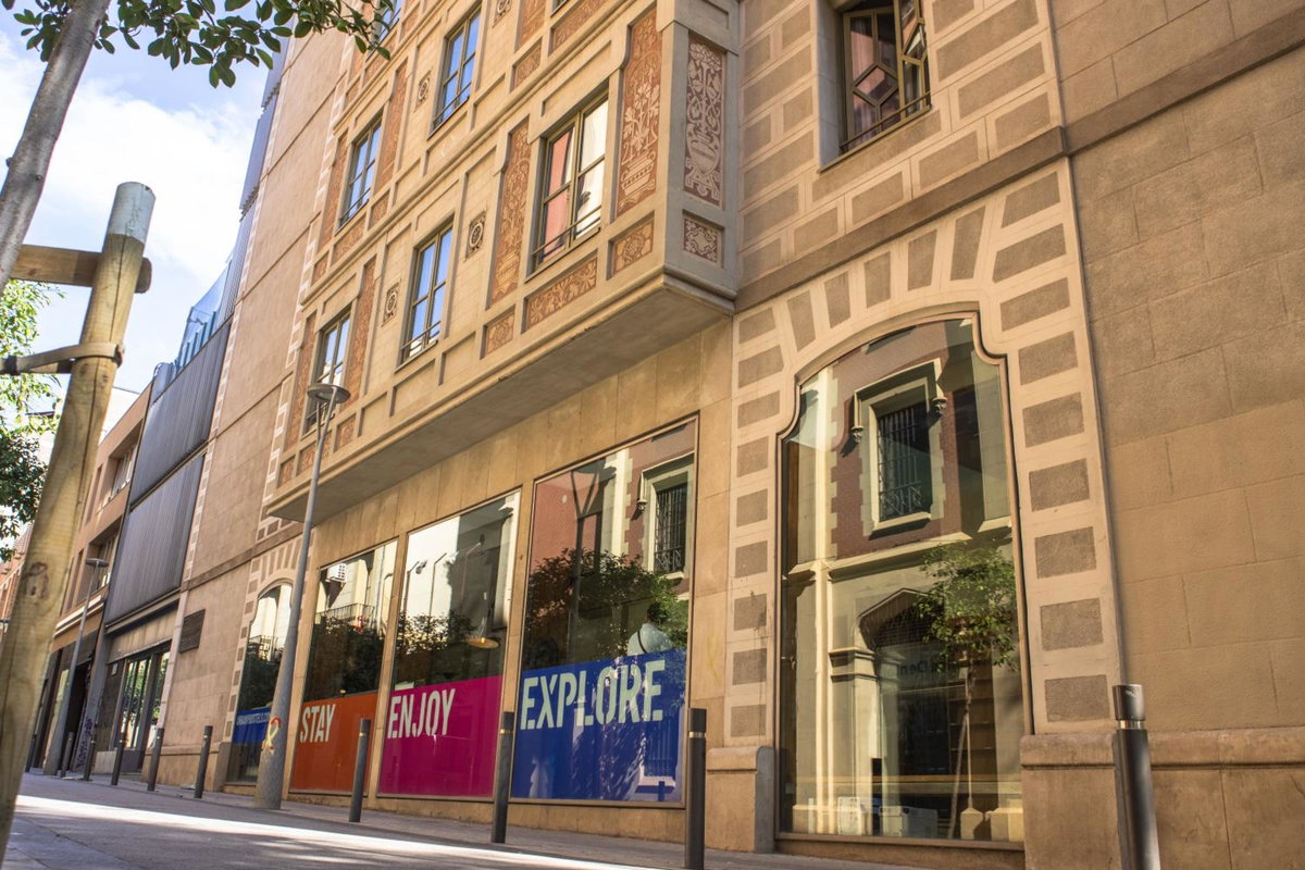 Urbany Hostel BCN GO!, Spain