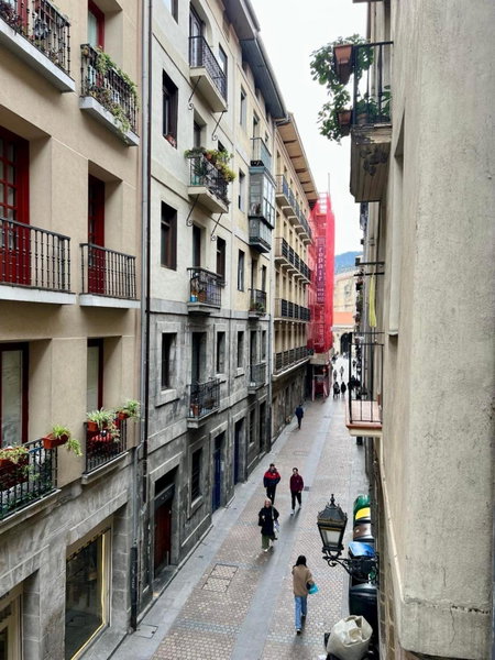 Casual Serantes Bilbao, Bilbao, Spain