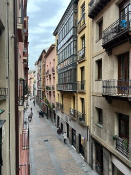 Casual Serantes Bilbao, Bilbao, Spain