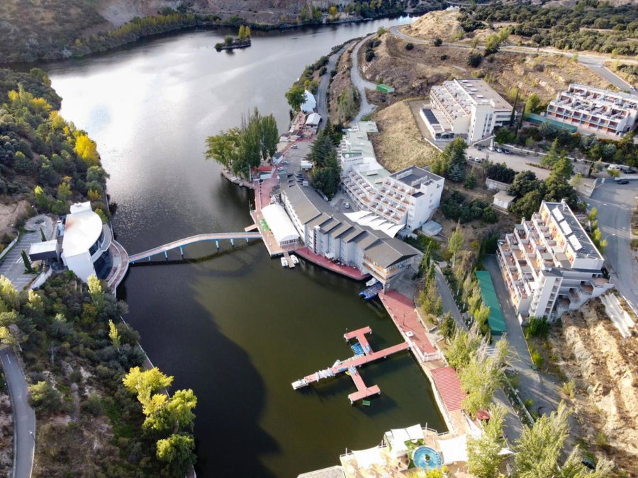 Hotel Náyade, Los Ángeles de San Rafael, Spain