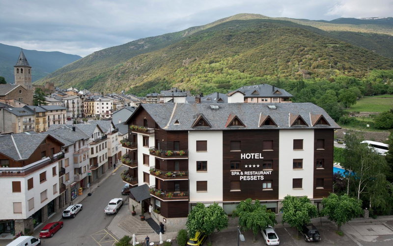 Hotel Restaurant Pessets & SPA, Sort, Spain
