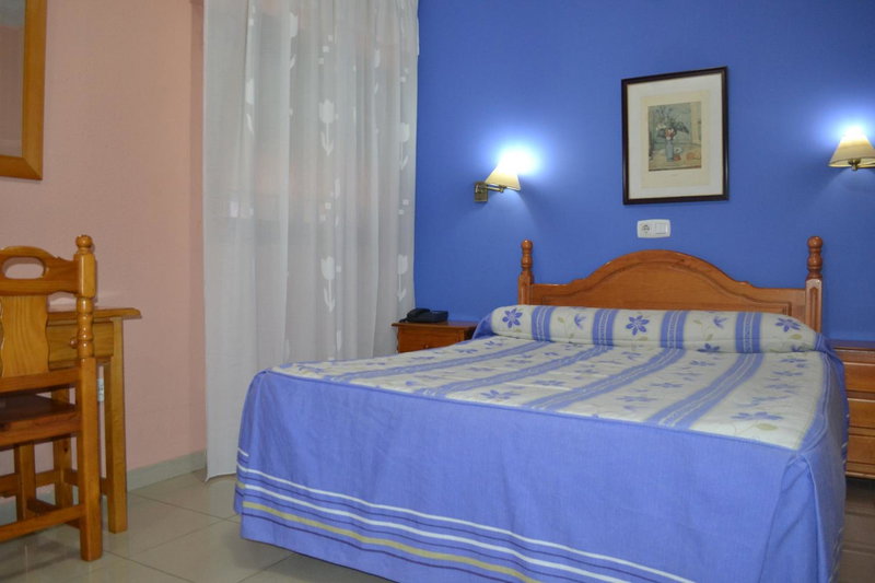 Hostal Al-Qazeres, Cáceres, Spain