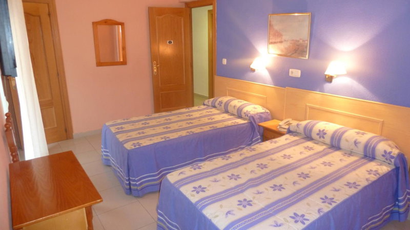Hostal Al-Qazeres, Cáceres, Spain