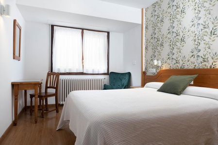 Hotel Mi Casa, Sabiñánigo, Spain