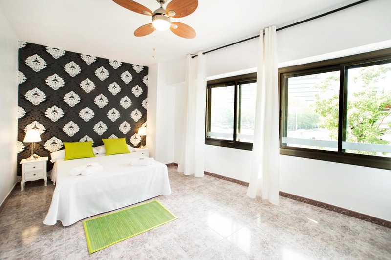 GRAN VIA GuestHouse, Barcelona, Spain